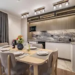 Aria Luxury Apartmet Lägenhet