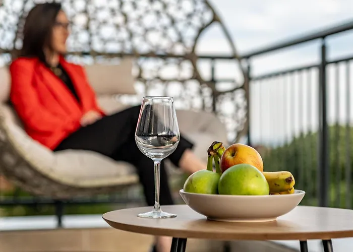 Aria Luxury Apartmet شقة *